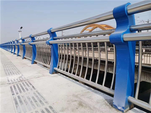 九龙坡304不锈钢复合管护栏的生产工艺揭秘